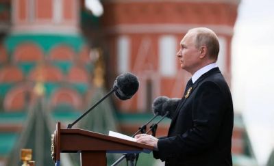 Putin speaks at Victory Day parade on Moscow&#039;s Red Square