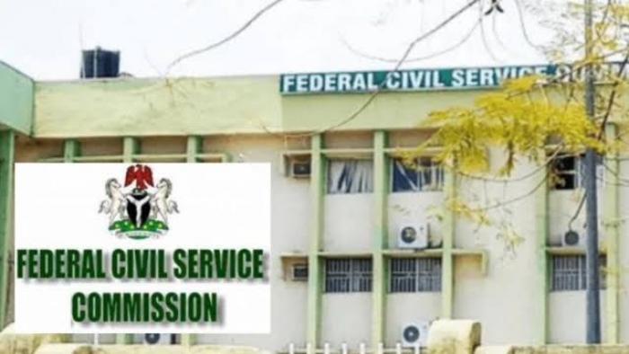 Over 450,000 Nigerians apply for fewer than 10,000 FG jobs