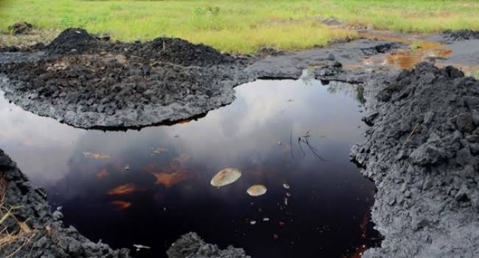 Major oil export pipeline bursts, spills crude in N’Delta