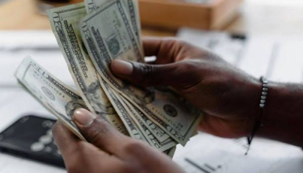 Naira continues its rally at parallel market. Here’s why