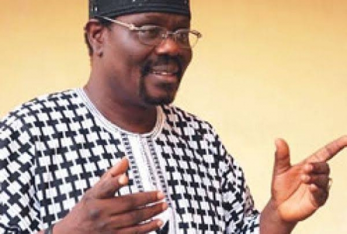 Nobody is talking about you - Tola Adeniyi