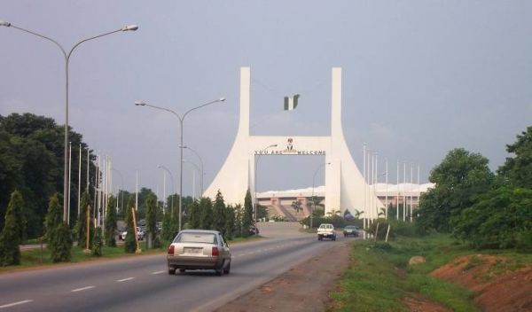 Gunmen invade Abuja estate, abduct 9 residents