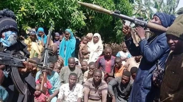 Hundreds flee Niger state community as bandits kill 10, abduct 160